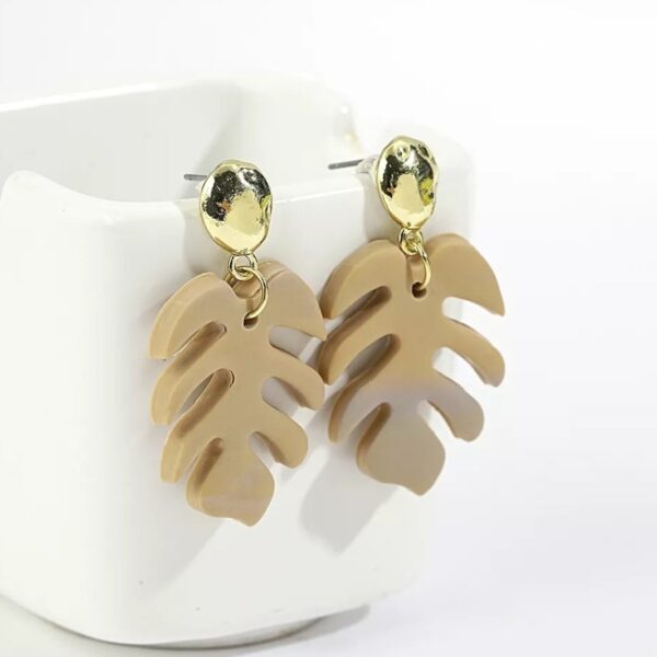 Leaf polymer clay earrings - Image 4