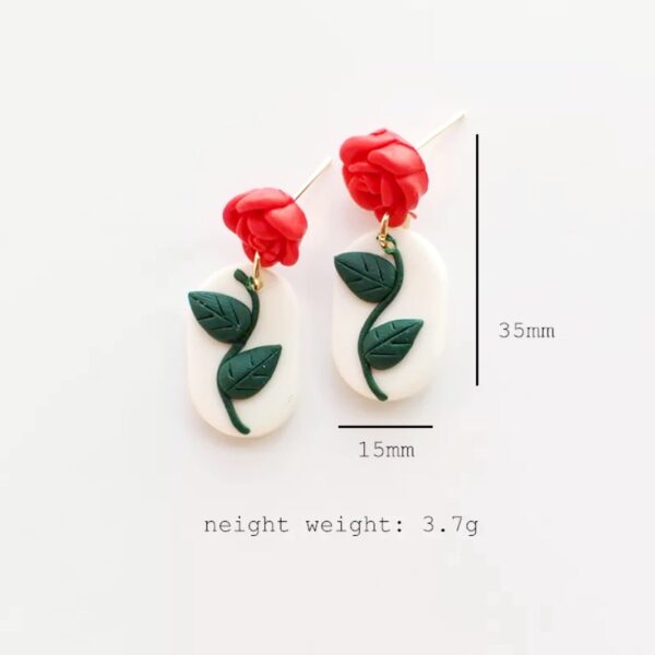 Daisy rose clay earrings - Image 3